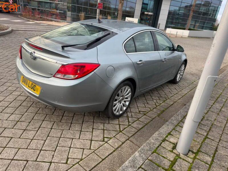 Vauxhall insignia  '2011