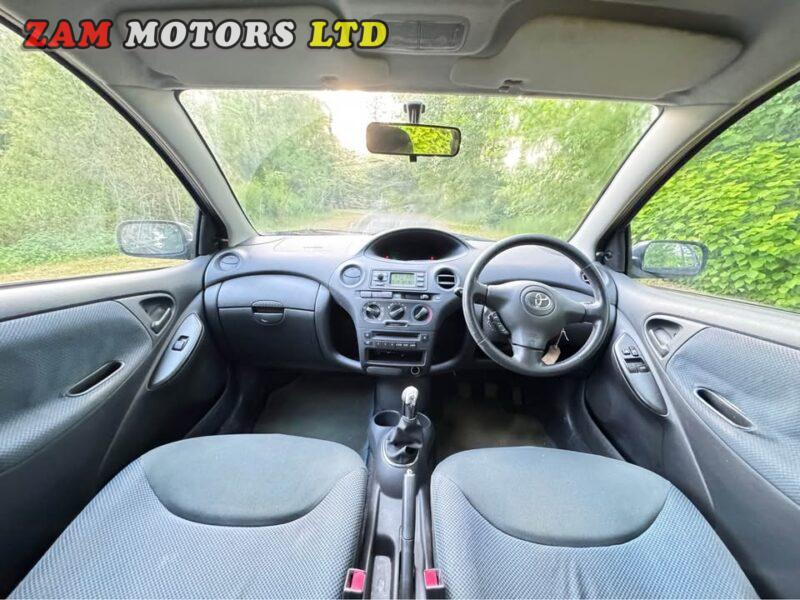 Toyota Yaris  '2004